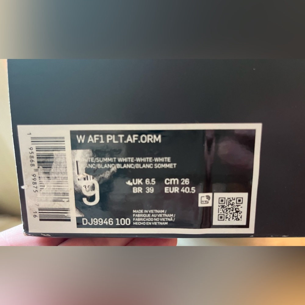 Women’s Air Force 1’s Platform Triple White Size 9 NEW in Box - Picture 9 of 9